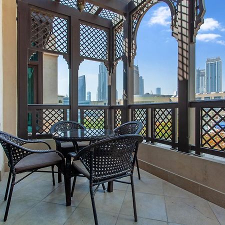 Bnbmehomes - Traditional Meets Modern In Downtown - 5041 Dubai Eksteriør billede