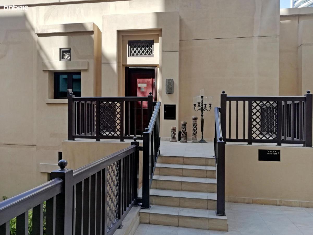 Bnbmehomes - Traditional Meets Modern In Downtown - 5041 Dubai Eksteriør billede