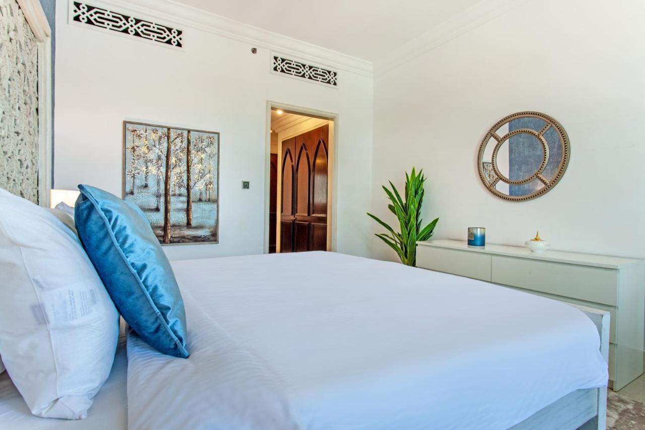 Bnbmehomes - Traditional Meets Modern In Downtown - 5041 Dubai Eksteriør billede